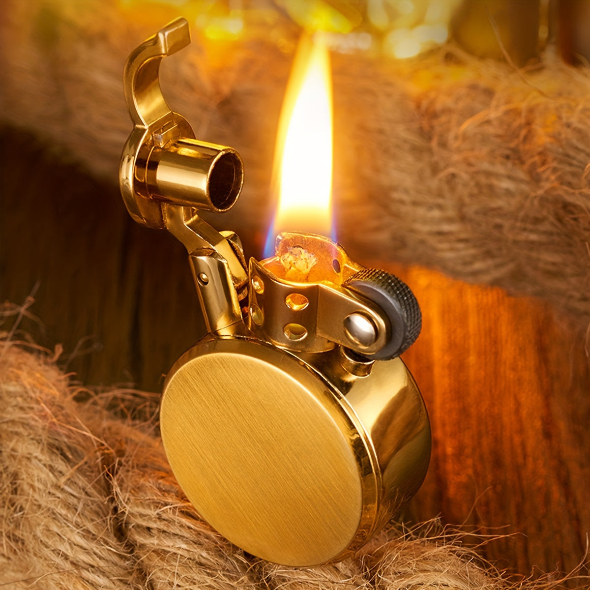 Classic Gold Round Lighter